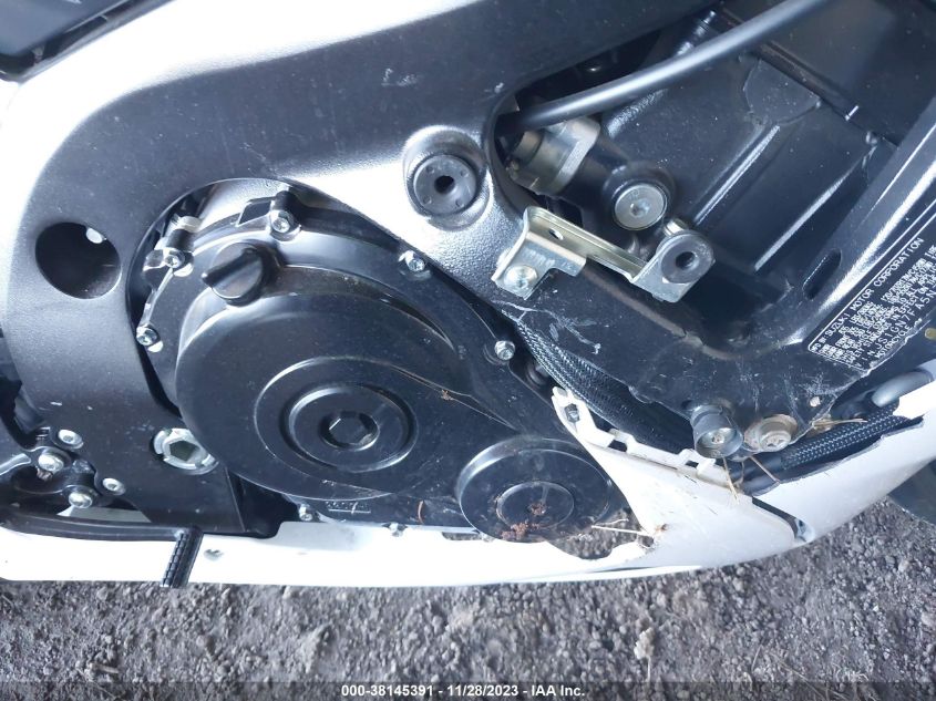 2022 SUZUKI GSX-R600 - JS1GN7FA5N7100337