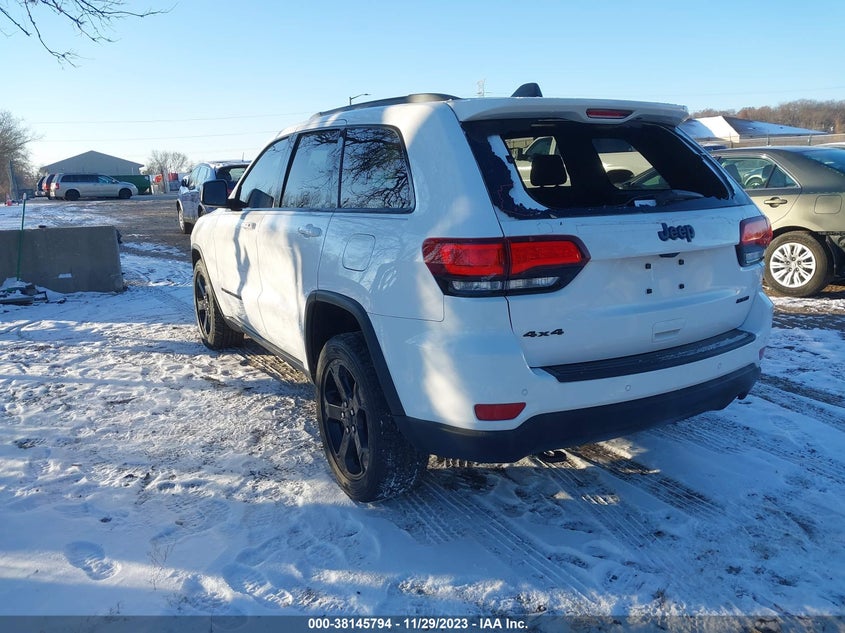 VIN 1C4RJFAG2KC546738 2019 JEEP GRAND CHEROKEE LAREDO