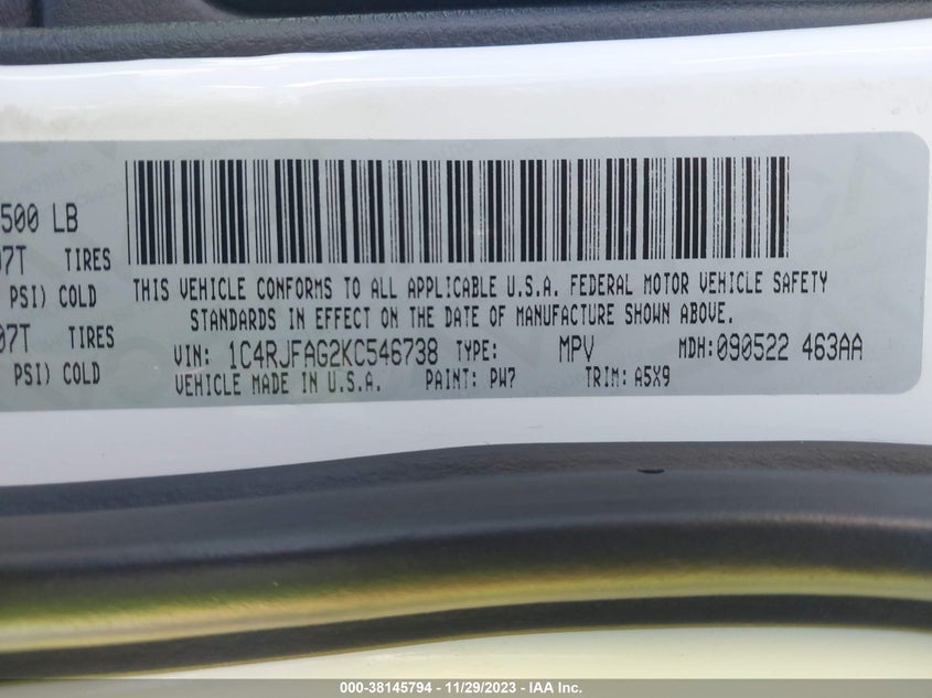 VIN 1C4RJFAG2KC546738 2019 JEEP GRAND CHEROKEE LAREDO