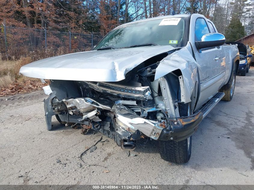 2013 CHEVROLET SILVERADO 1500 LT - 1GCRKSE72DZ166198