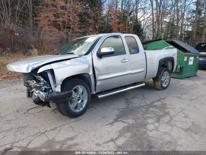 2013 CHEVROLET SILVERADO 1500 LT - 1GCRKSE72DZ166198