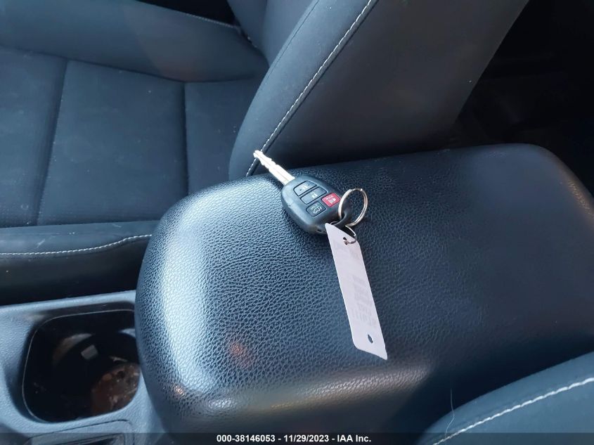 2017 TOYOTA RAV4 XLE - 2T3RFREV7HW620382