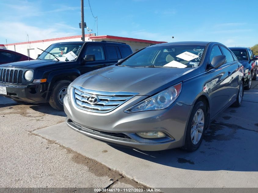 2013 HYUNDAI SONATA GLS - 5NPEB4AC3DH575556