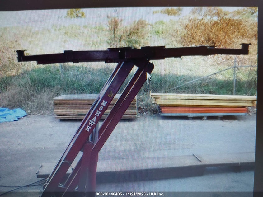 2010 MOHAWK CAR LIFT MOHAWK CAR LIFT