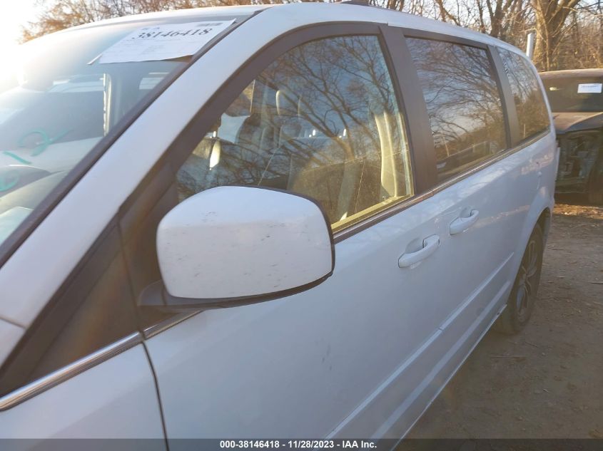 2017 DODGE GRAND CARAVAN SXT - 2C4RDGCG0HR690055