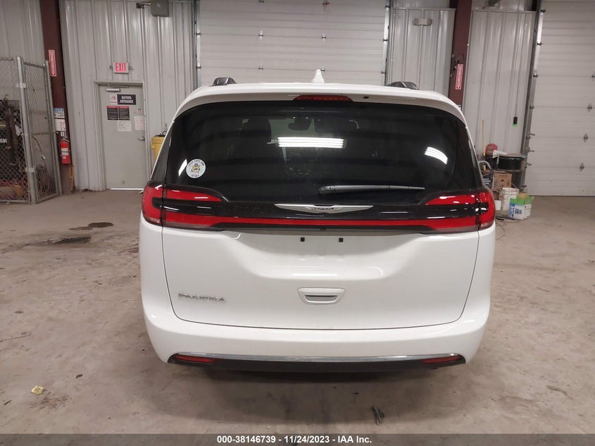 VIN 2C4RC1BG3NR201760 2022 CHRYSLER PACIFICA TOURING L