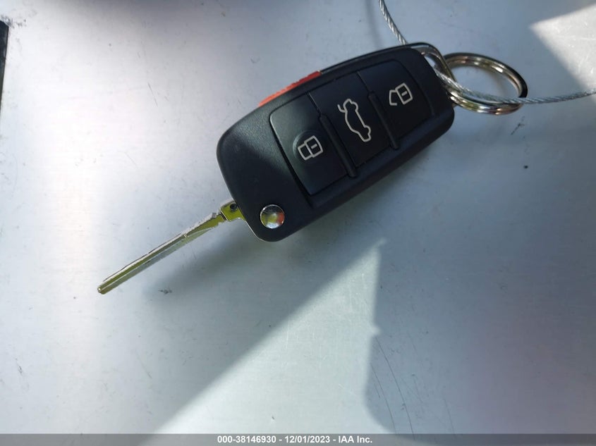 VIN WAUAUGFF6J1056353 2018 AUDI A3 PREMIUM