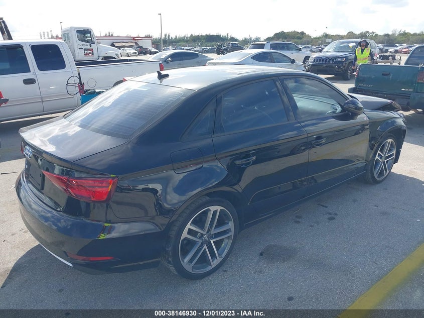 VIN WAUAUGFF6J1056353 2018 AUDI A3 PREMIUM
