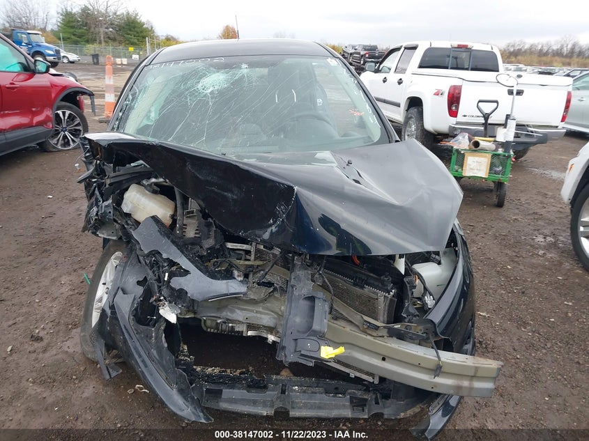 VIN 3FADP4BJ5JM123484 2018 FORD FIESTA SE