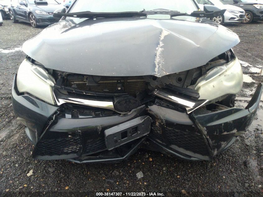 2015 TOYOTA CAMRY SE - 4T1BF1FK3FU084219