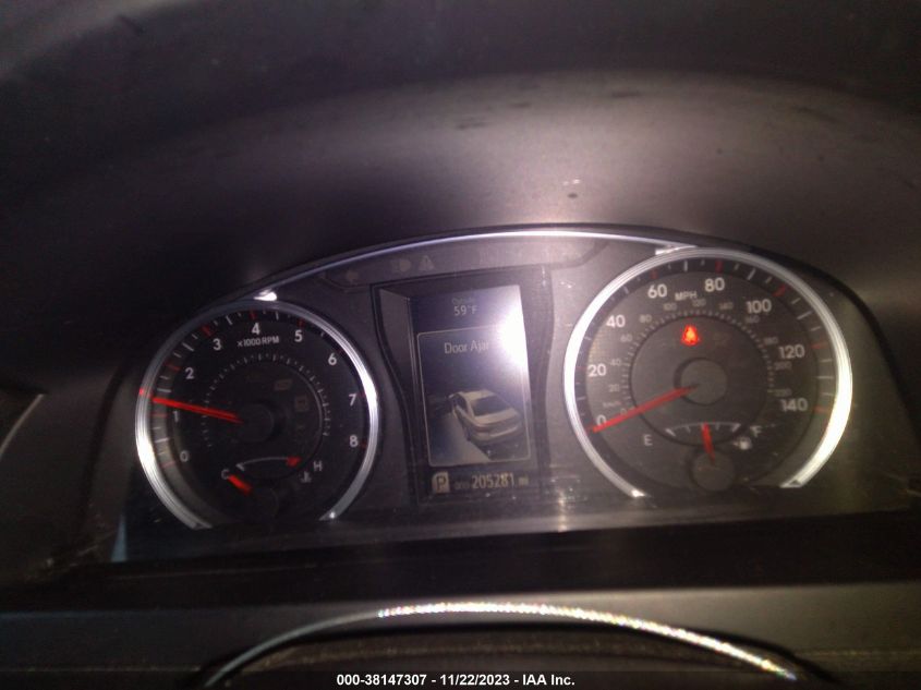 2015 TOYOTA CAMRY SE - 4T1BF1FK3FU084219
