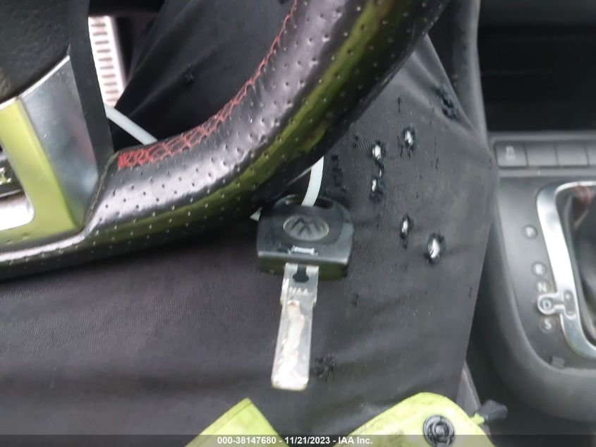 2014 VOLKSWAGEN GTI WOLFSBURG - WVWHD7AJ4EW010171