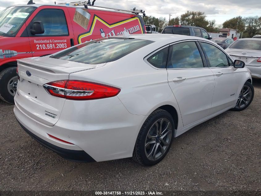 2019 FORD FUSION HYBRID TITANIUM - 3FA6P0RU6KR235670