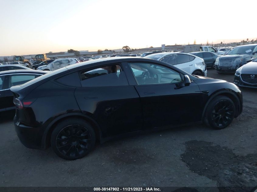 2021 TESLA MODEL Y LONG RANGE DUAL MOTOR - 5YJYGDEE0MF216917