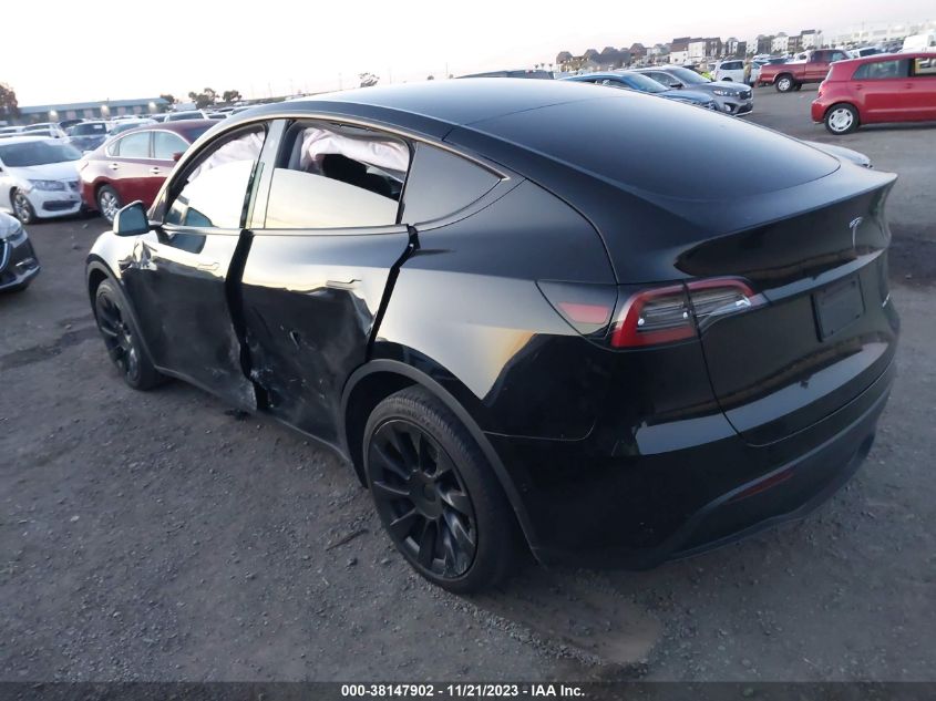 2021 TESLA MODEL Y LONG RANGE DUAL MOTOR - 5YJYGDEE0MF216917