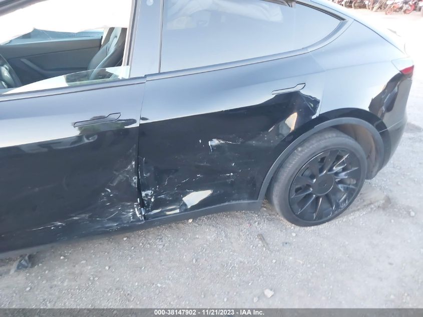 2021 TESLA MODEL Y LONG RANGE DUAL MOTOR - 5YJYGDEE0MF216917