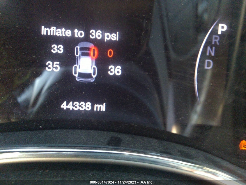 VIN 1C4RJEAG8JC392156 2018 JEEP GRAND CHEROKEE LAREDO E 4X2