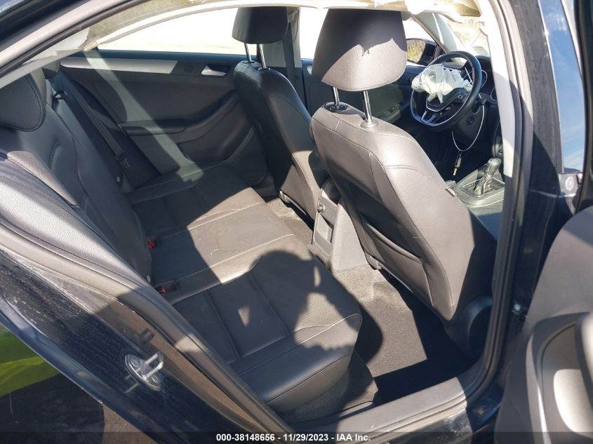 2015 VOLKSWAGEN JETTA 1.8T SE - 3VWD07AJ0FM280457