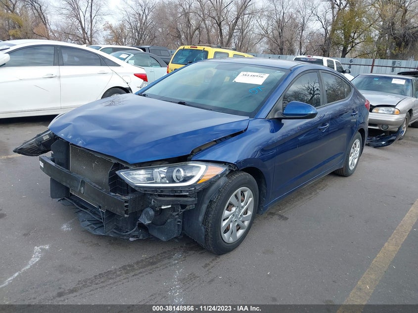 VIN 5NPD74LFXJH318443 2018 HYUNDAI ELANTRA SE