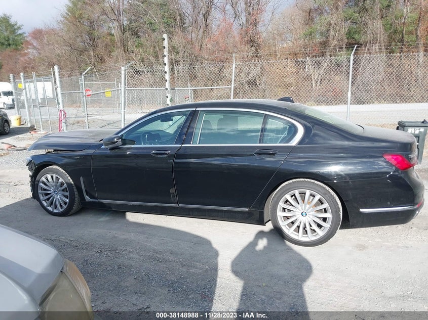 VIN WBA7T4C01NCH67953 2022 BMW 740I XDRIVE