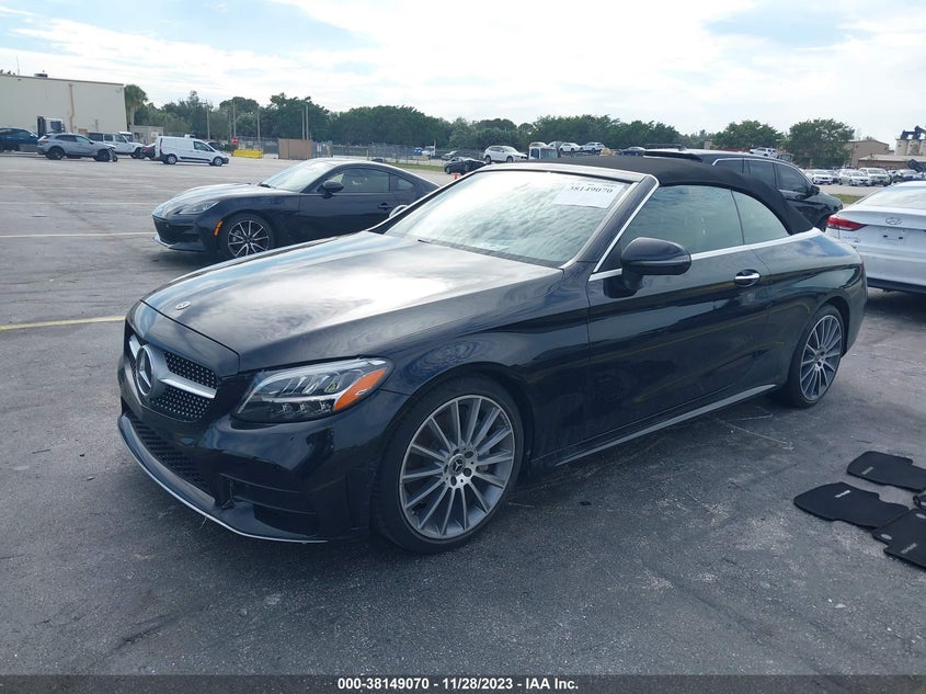 VIN WDDWK8DB3KF842304 2019 MERCEDES-BENZ C 300