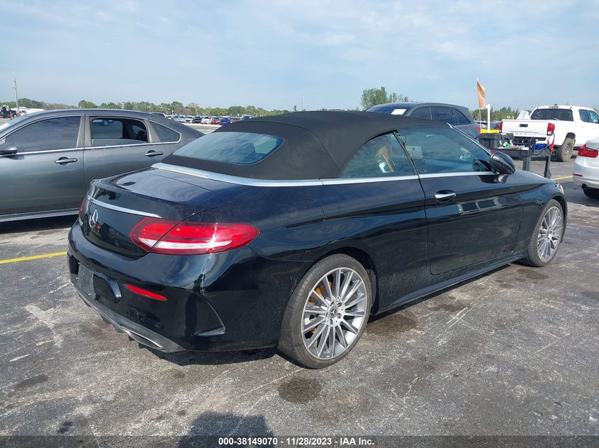 VIN WDDWK8DB3KF842304 2019 MERCEDES-BENZ C 300