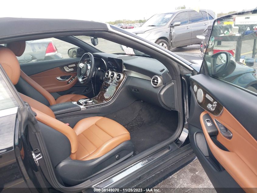 VIN WDDWK8DB3KF842304 2019 MERCEDES-BENZ C 300