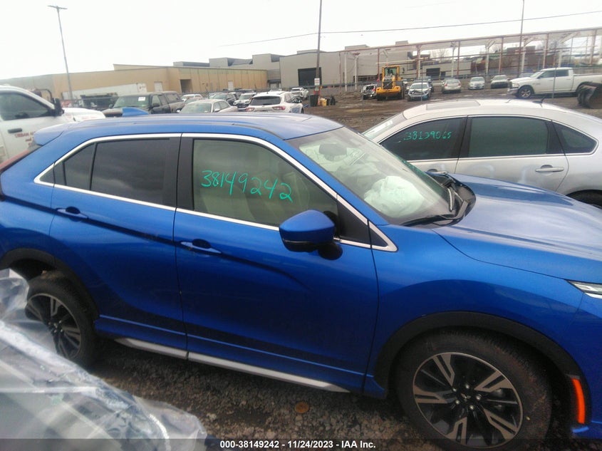VIN JA4ATWAA7PZ048102 2023 MITSUBISHI ECLIPSE CROSS SE/SEL