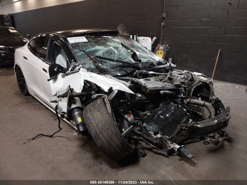 5YJSA1E23JF244878 TESLA MODEL S 100D/75D/P100D 2018