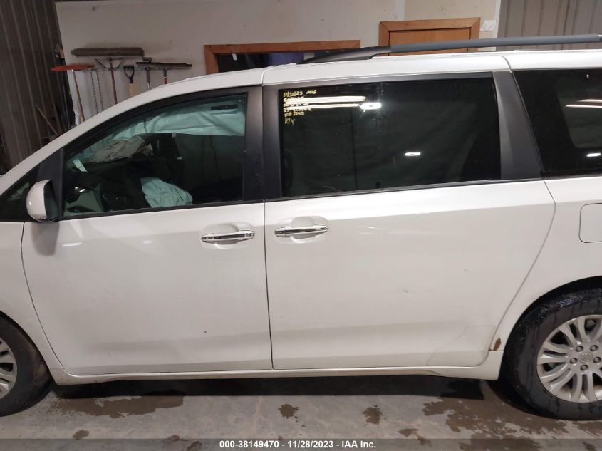 2015 TOYOTA SIENNA XLE 8 PASSENGER - 5TDYK3DC3FS662342