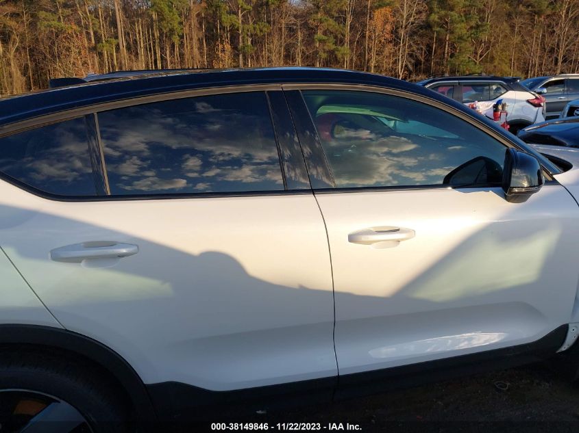 2022 VOLVO C40 RECHARGE PURE ELECTRIC P8 ULTIMATE - YV4ED3GB1N2007499