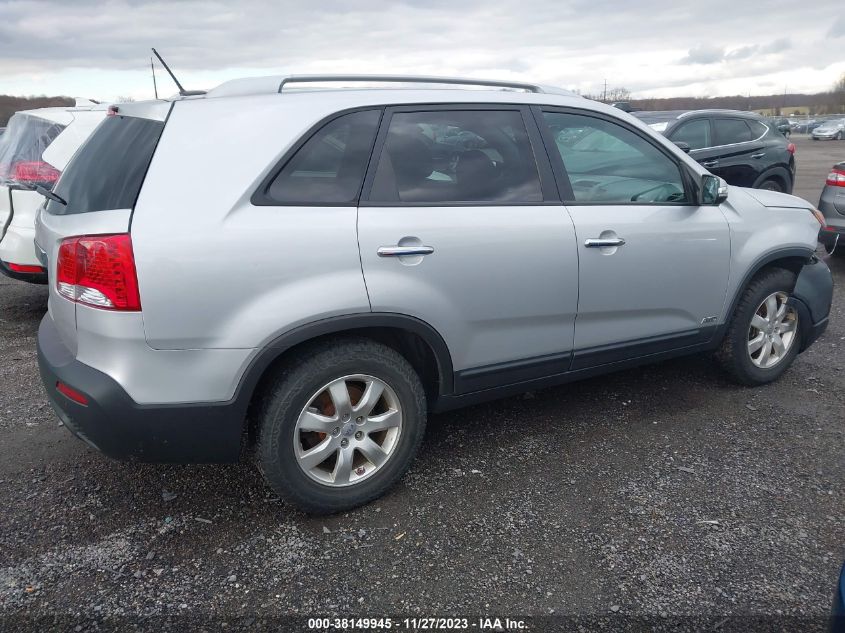 2013 KIA SORENTO LX - 5XYKTCA60DG414965