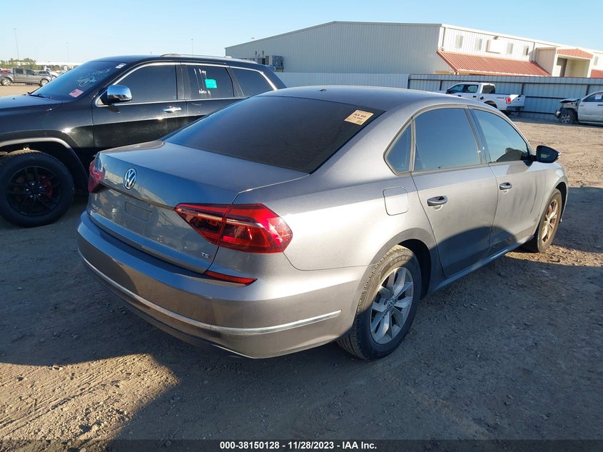VIN 1VWAA7A35JC007252 2018 VOLKSWAGEN PASSAT 2.0T R-LINE/2.0T S