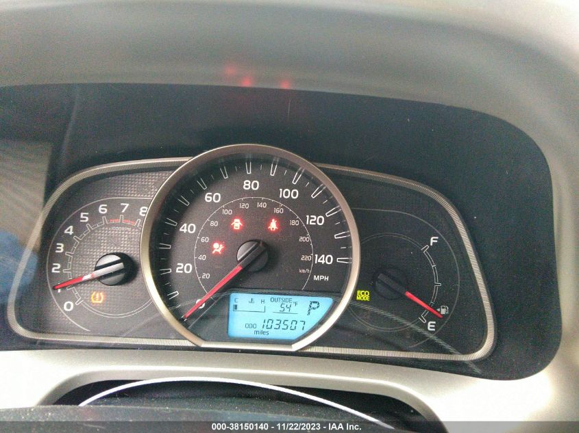 2014 TOYOTA RAV4 LE - JTMBFREV8ED070135