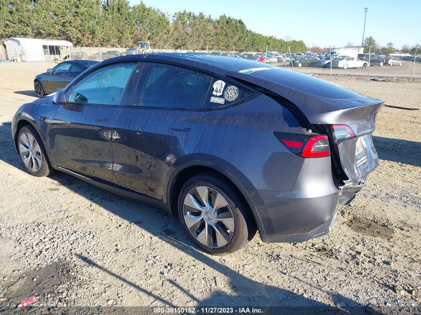 VIN 5YJYGDEE9MF120753 2021 TESLA MODEL Y
