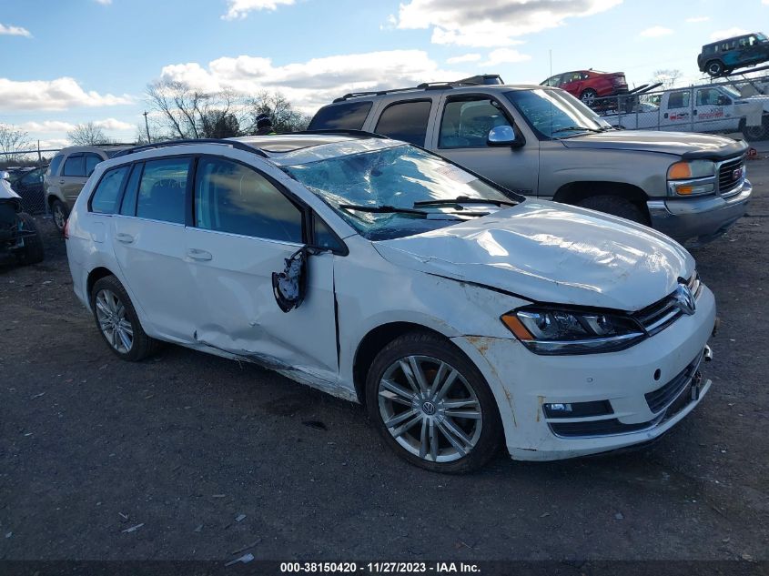 2015 VOLKSWAGEN GOLF SPORTWAGEN TDI SE 4-DOOR - 3VWFA7AU2FM510404
