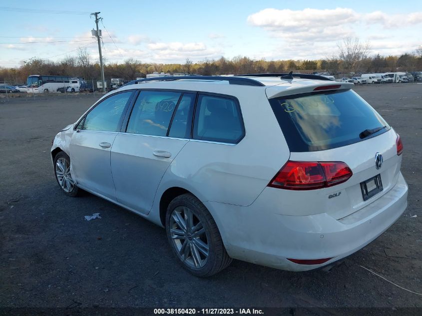 2015 VOLKSWAGEN GOLF SPORTWAGEN TDI SE 4-DOOR - 3VWFA7AU2FM510404