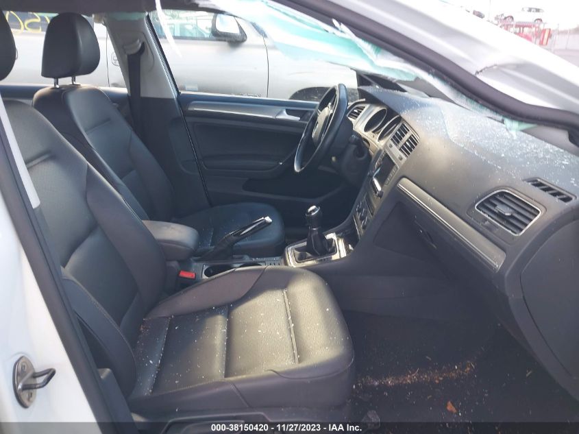 2015 VOLKSWAGEN GOLF SPORTWAGEN TDI SE 4-DOOR - 3VWFA7AU2FM510404