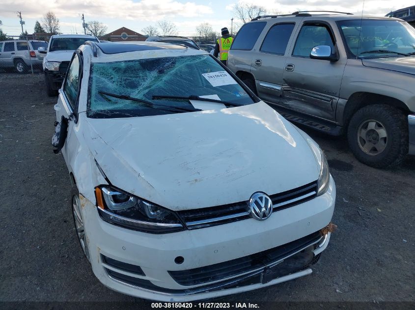 2015 VOLKSWAGEN GOLF SPORTWAGEN TDI SE 4-DOOR - 3VWFA7AU2FM510404
