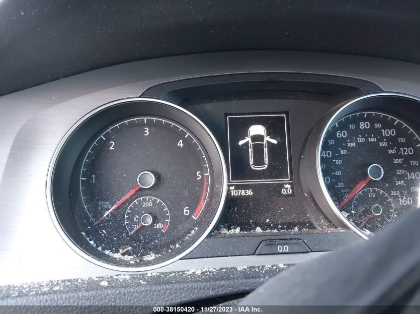 2015 VOLKSWAGEN GOLF SPORTWAGEN TDI SE 4-DOOR - 3VWFA7AU2FM510404