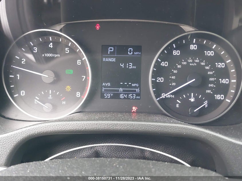 VIN 5NPD74LF8HH211773 2017 HYUNDAI ELANTRA SE