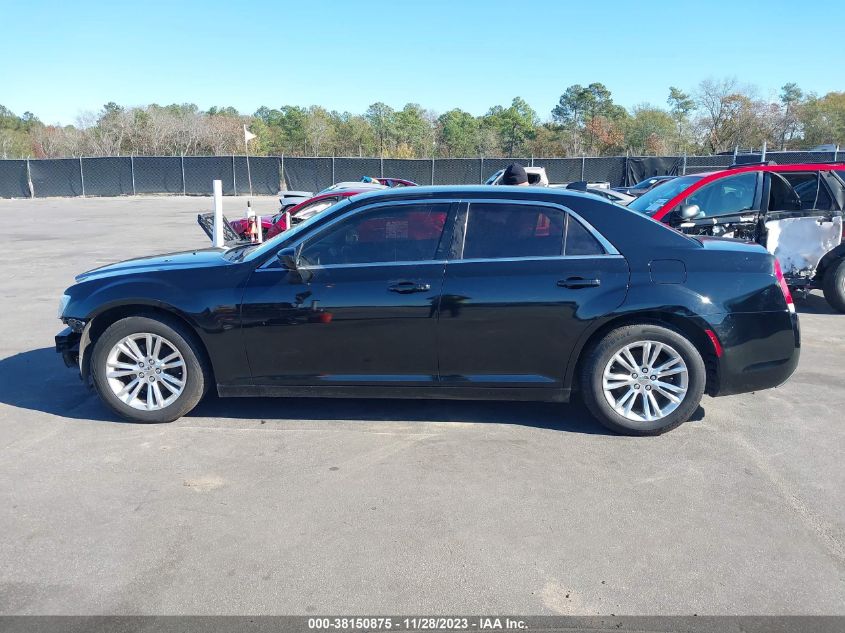 2019 CHRYSLER 300 TOURING - 2C3CCAAGXKH590314