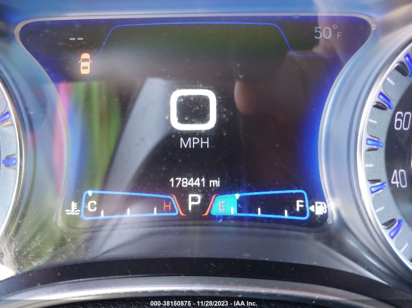 2019 CHRYSLER 300 TOURING - 2C3CCAAGXKH590314