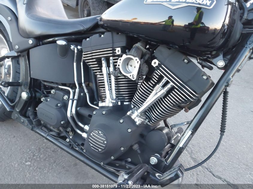 2007 HARLEY-DAVIDSON FXSTB 1HD1JA5177Y034021