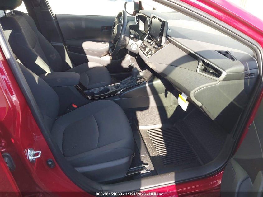 VIN JTDEPMAE2NJ216114 2022 TOYOTA COROLLA LE