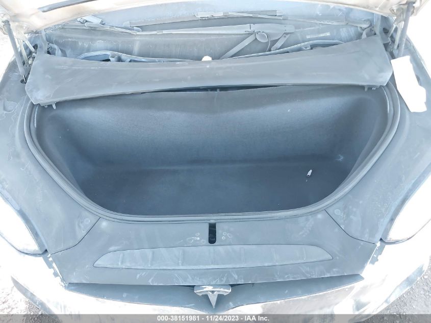 2019 TESLA MODEL X - 5YJXCBE26KF156978