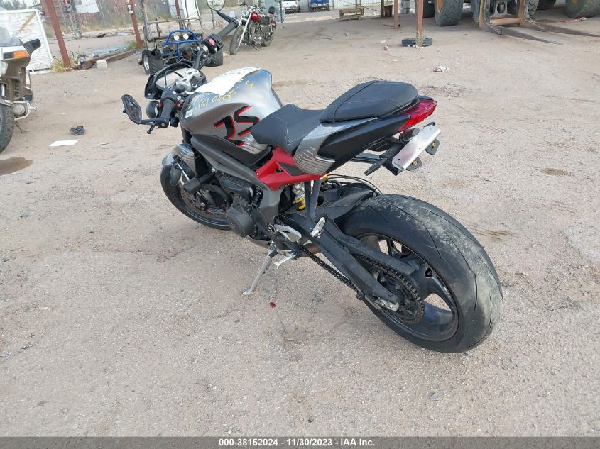 2022 TRIUMPH MOTORCYCLE STREET TRIPLE RS SMTA554SXNTBA2586