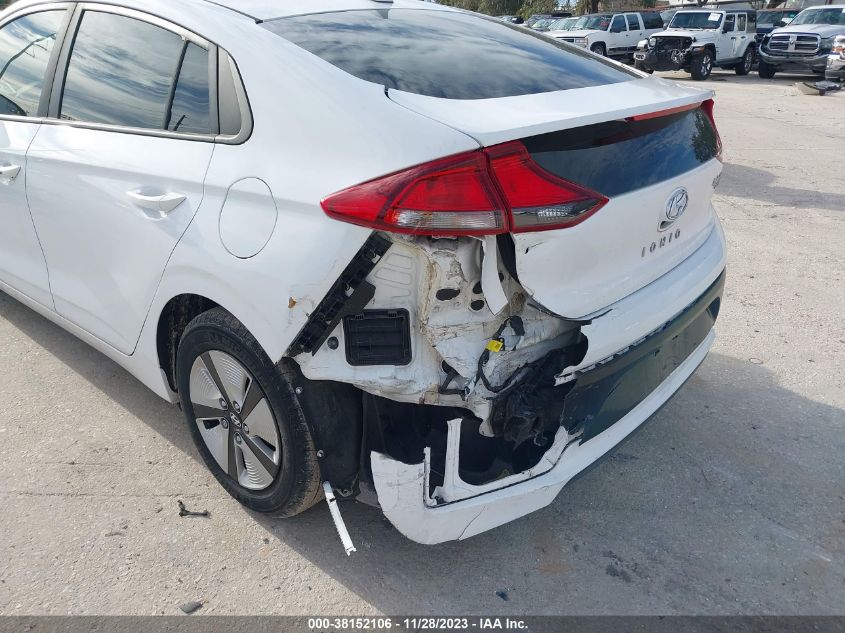 2018 HYUNDAI IONIQ HYBRID BLUE - KMHC65LC3JU064358