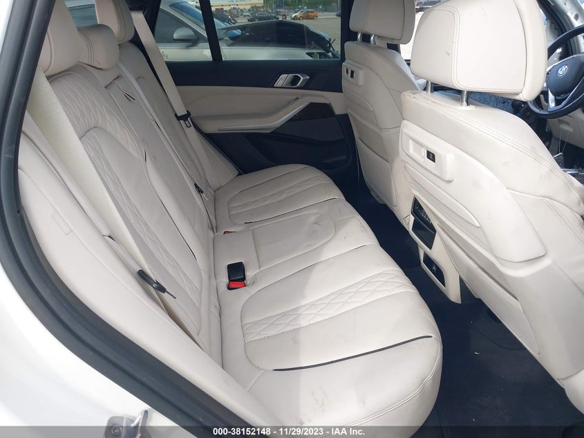 VIN 5UXCR6C52KLL40392 2019 BMW X5 XDRIVE40I
