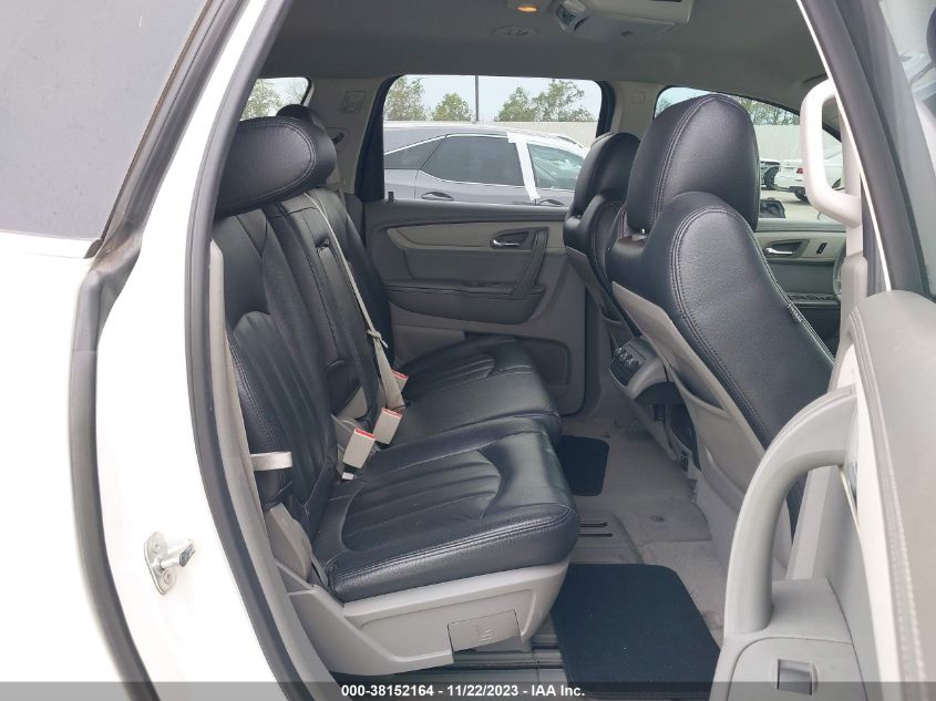 2015 CHEVROLET TRAVERSE 1LT - 1GNKVGKD7FJ336659